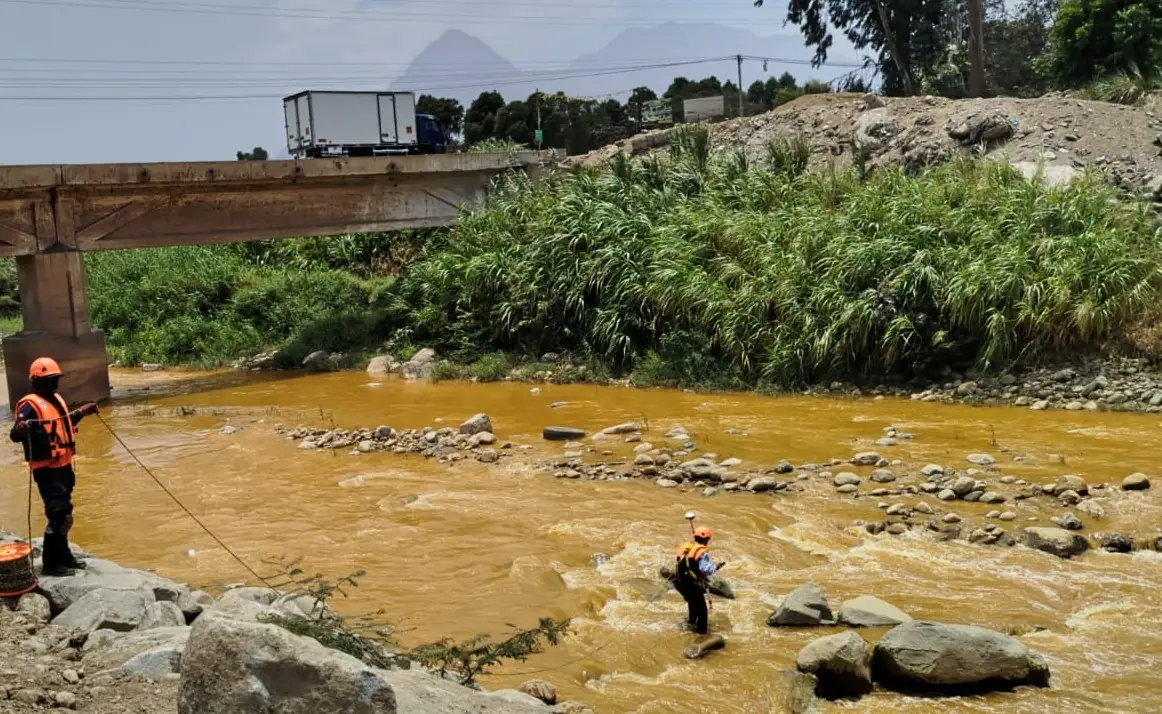 Batimetría en el cauce del río Moche