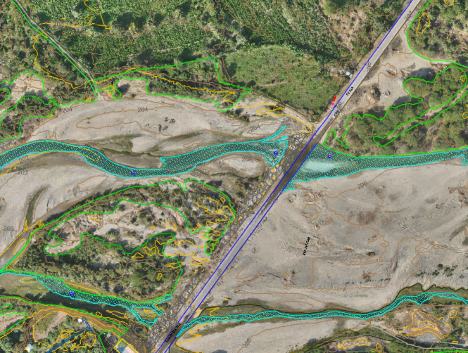 Ortofoto con curvas de nivel en el cruce del puente